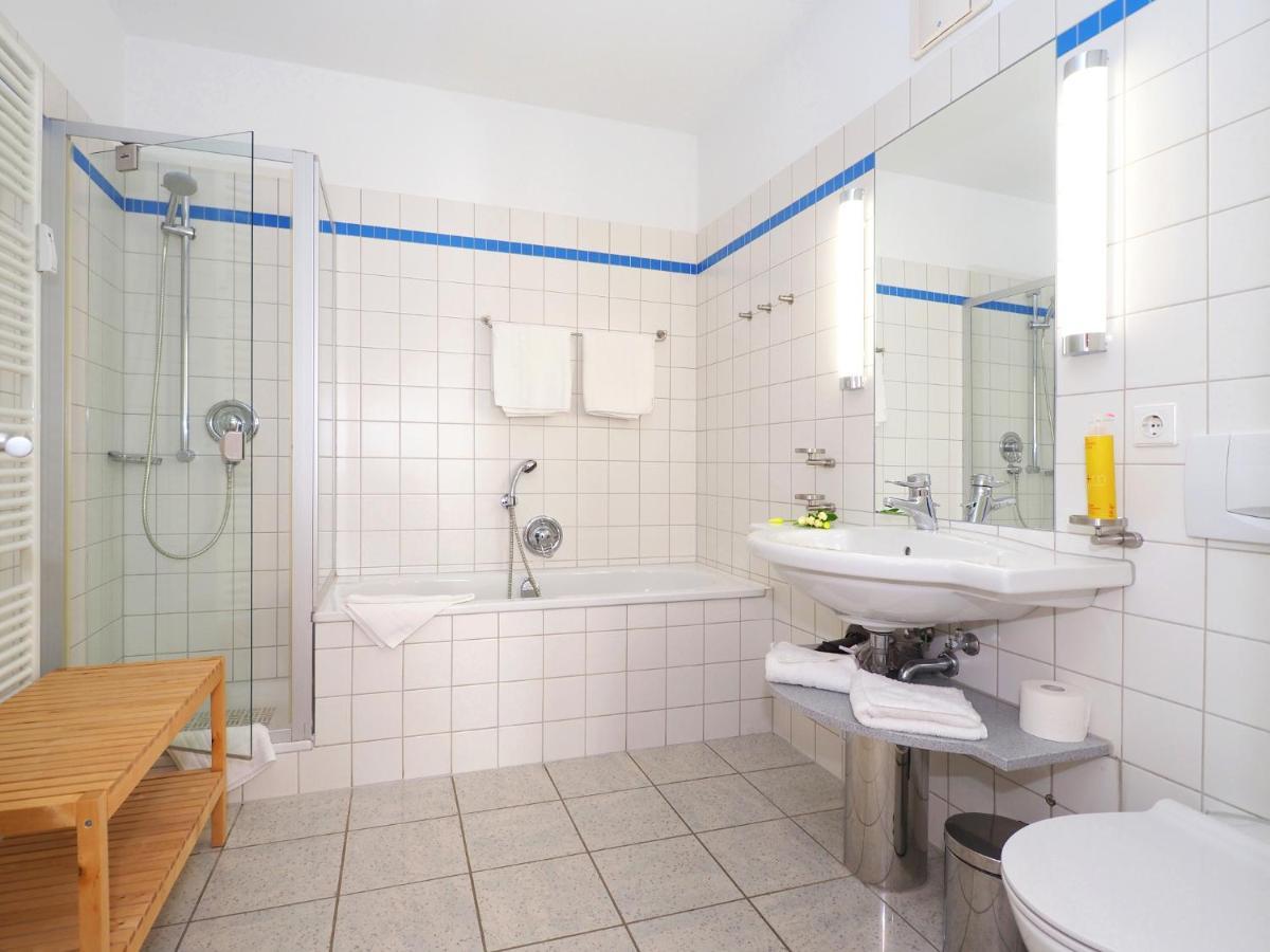 Kaiservillen Heringsdorf - Ferienwohnung Mit 1 Schlafzimmer Und Terrasse D201 المظهر الخارجي الصورة